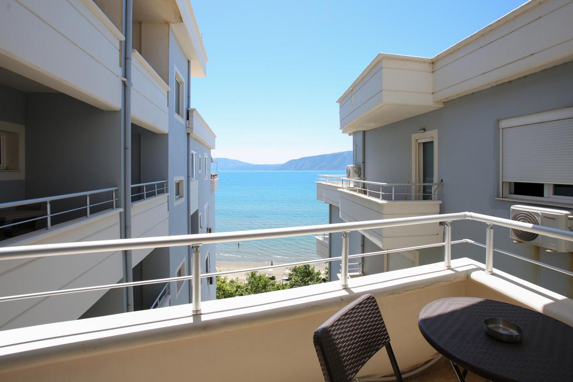 Oasis Residence Vlore Exterior photo